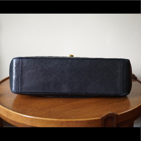 CHANEL Maxi Jumbo XL CC Classic Flap Vintage Authentic - Picture 6 of 16